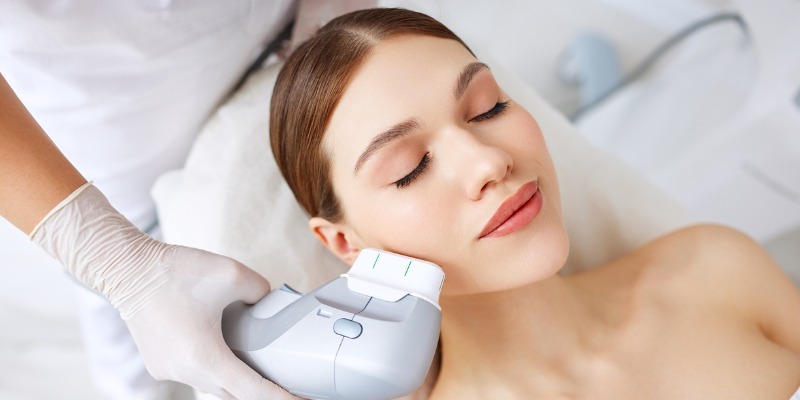How Fat Freezing and HIFU Work Together? 4 book a personalised consultation of Fat Freezing and HIFU Together Addlestone